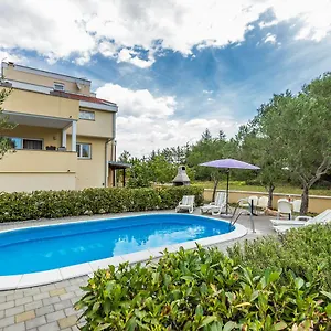Orion Villa Kozino
